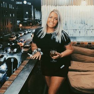 Meet your Posher, Aleshia